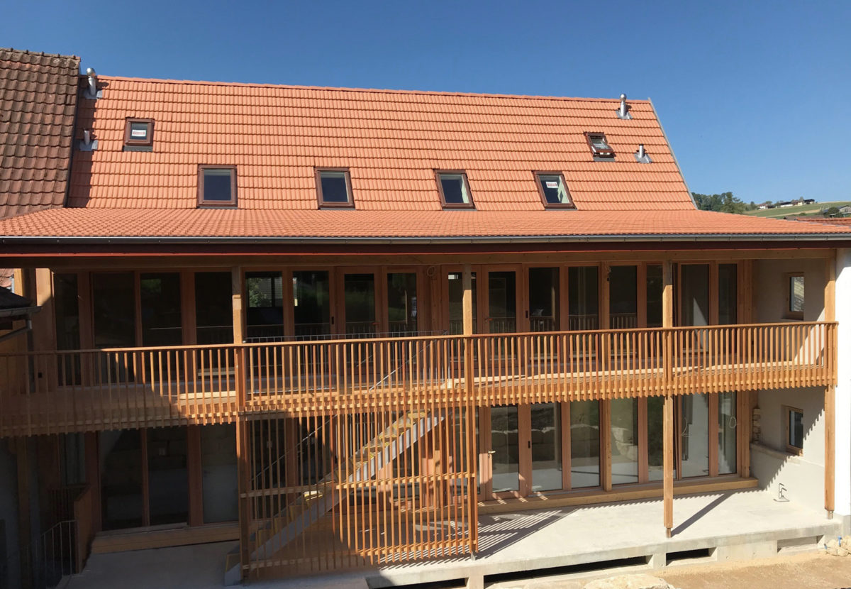 wohnhaus-woelflinswil-huerzeler-holzbau-terassen