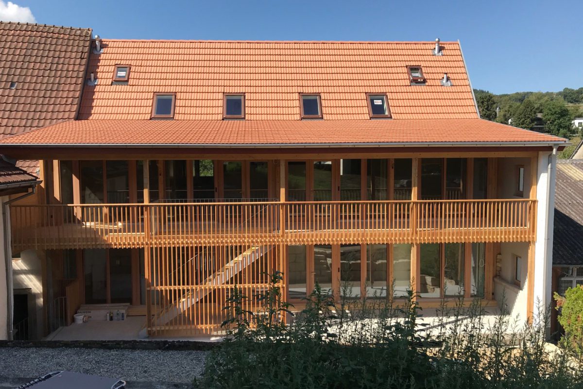wohnhaus-woelflinswil-huerzeler-holzbau-holzfassade
